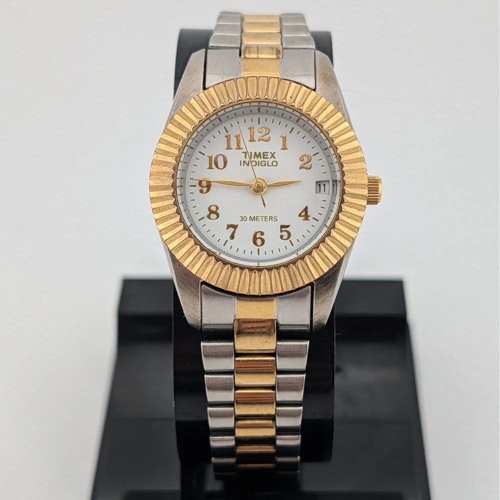 Timex Indiglo Two Tone Fluted Bezel White Dial‎ Date Quartz Watch WR